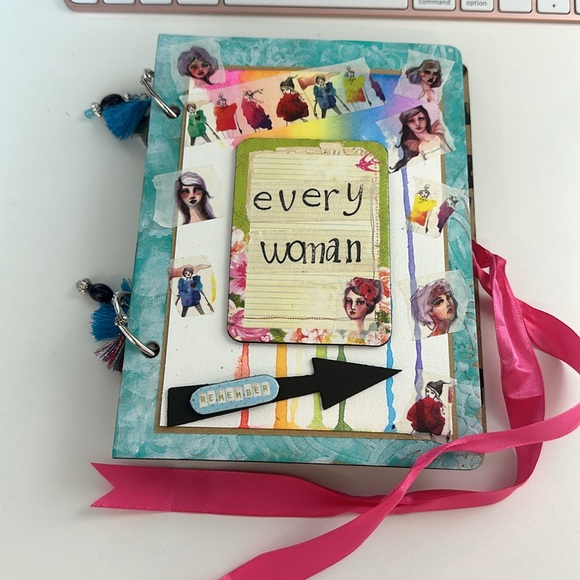 Board book journal - Picture 12 of 14